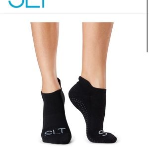 SLT Pilates black tsvi grip socks